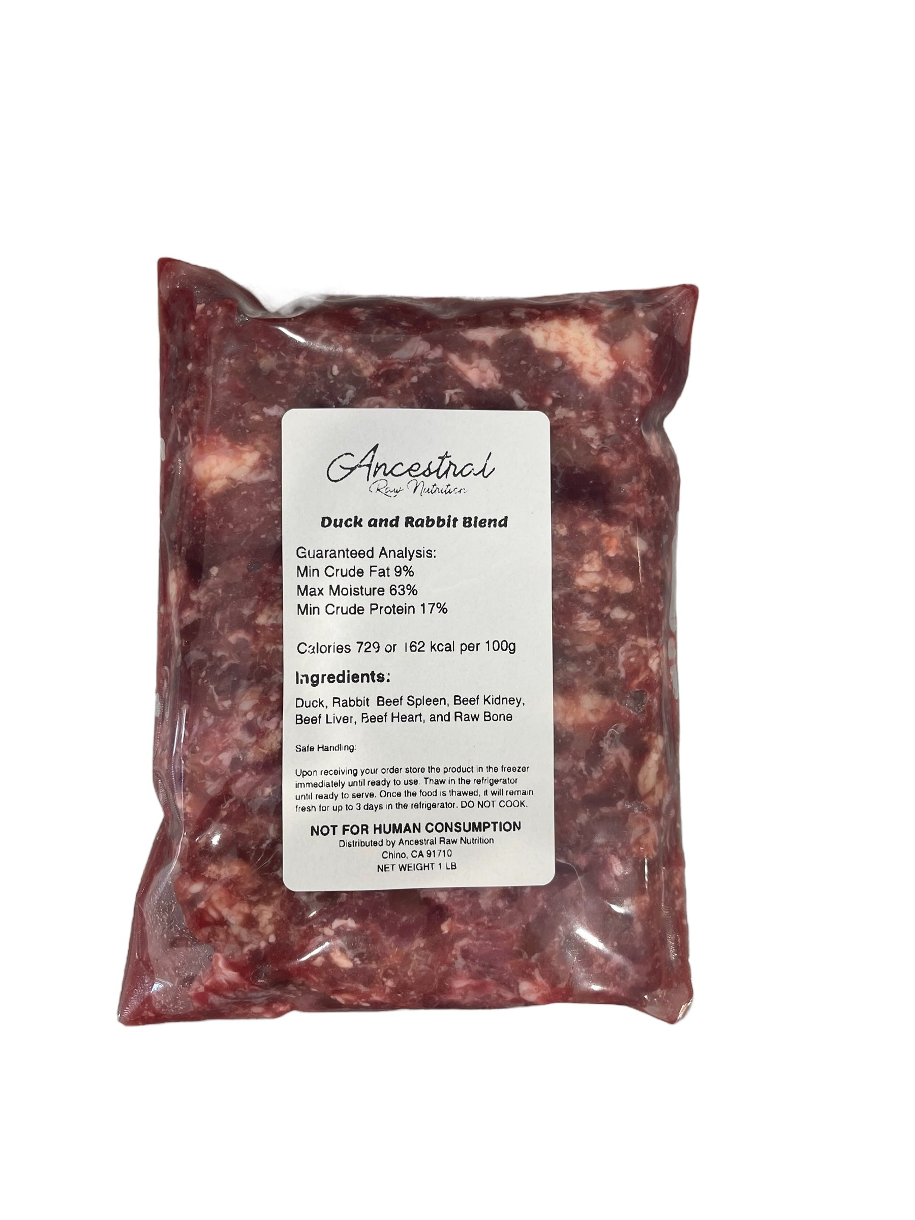 Vacuum-sealed package of duck and rabbit raw blend